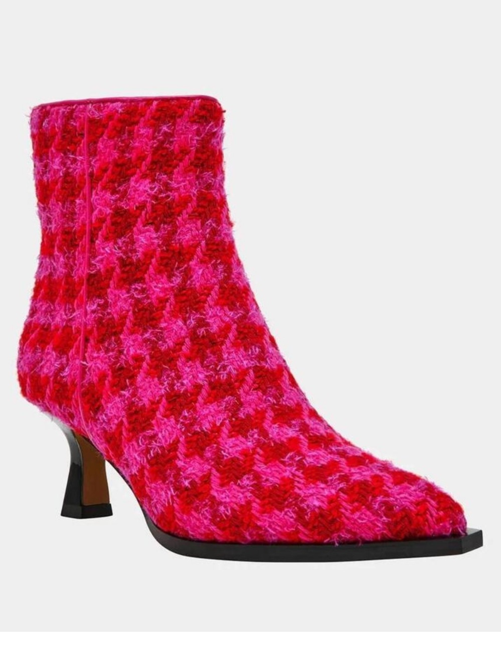 Betsey Johnson Louisa Ankle Checkered Knit Bootie Fucsia Pink NWT US 6.5